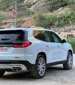 GMC Acadia